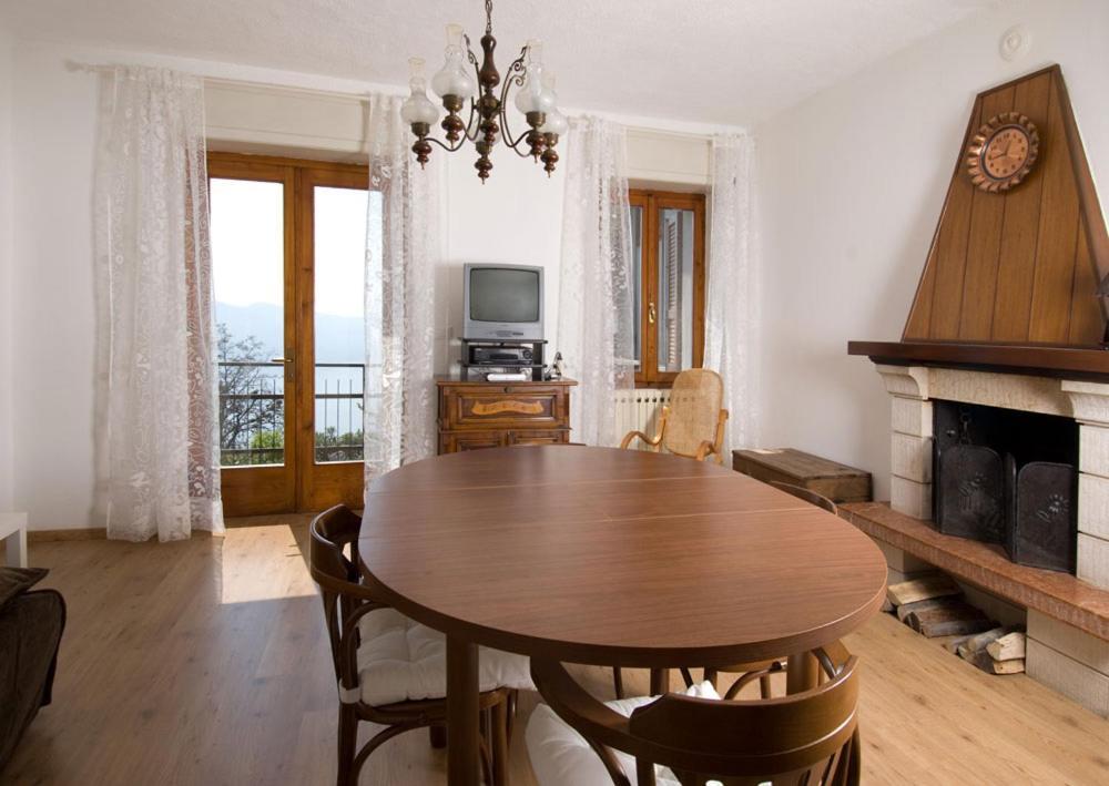 Appartamenti San Pietro - Hotel Gallo 提尼亚类 外观 照片