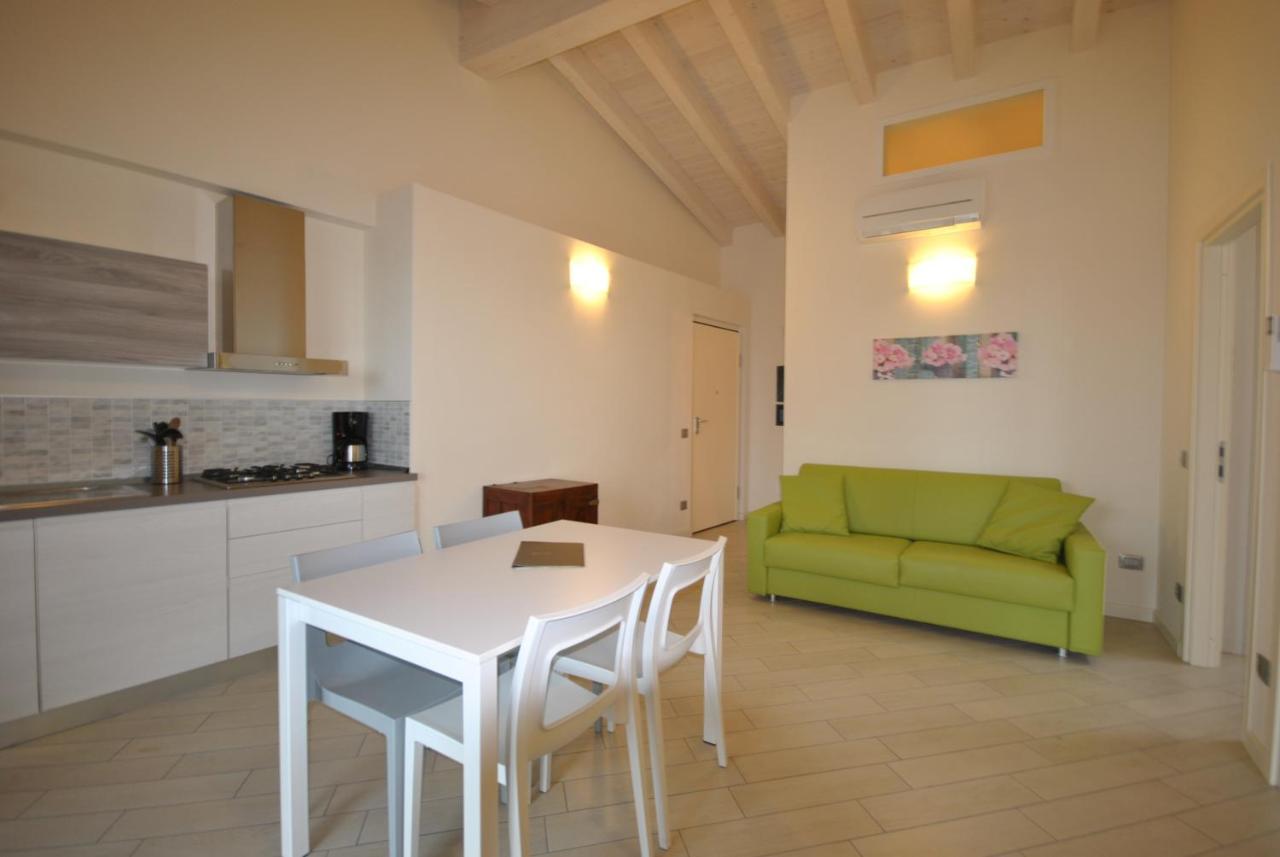 Appartamenti San Pietro - Hotel Gallo 提尼亚类 外观 照片