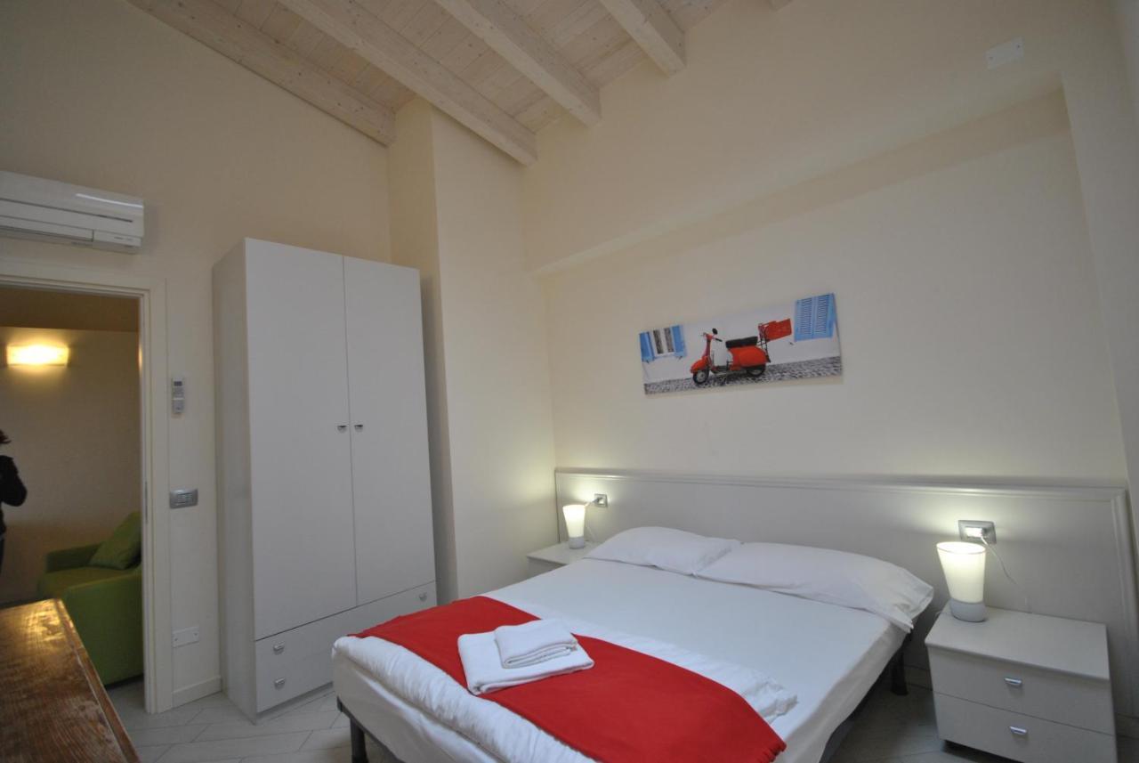 Appartamenti San Pietro - Hotel Gallo 提尼亚类 外观 照片