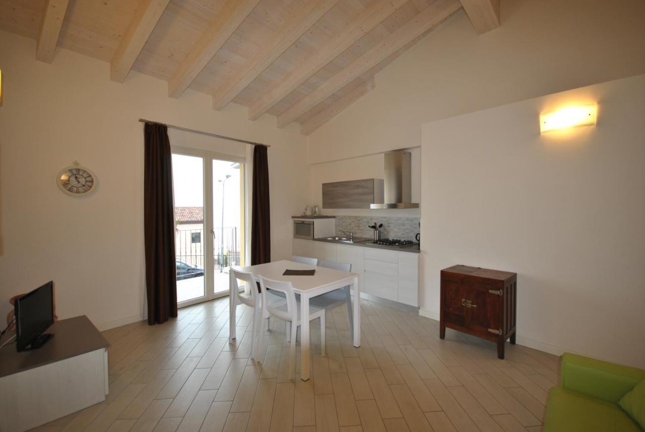 Appartamenti San Pietro - Hotel Gallo 提尼亚类 外观 照片